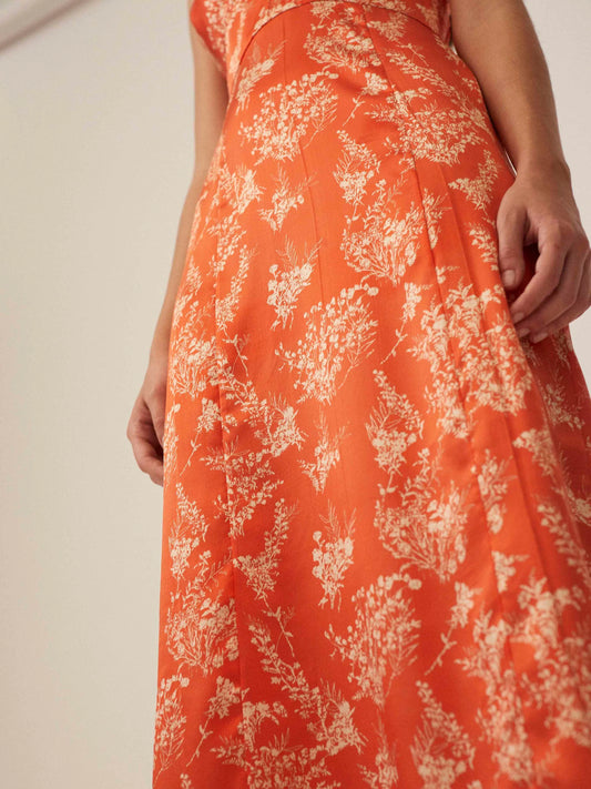The Ultimate Guide to 22 Sustainable Fabrics for Eco-Friendly Fashion - Natural Sustainable Clothing Fabrics | Verte Mode