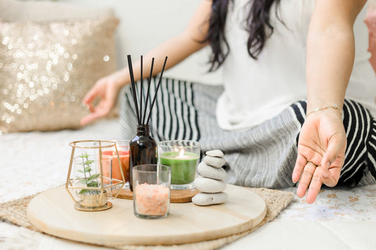 WHY SHOPPING SUSTAINABLE MATTERS: THE BEAUTY OF ECO-FRIENDLY CANDLES | VERTE MODE