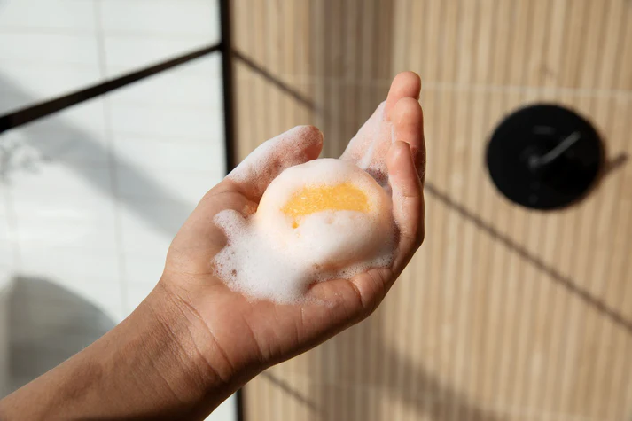 Embrace Eco-Friendly Living: 23 Simple and Effective Ways to Lead a Greener Life | Verte Mode