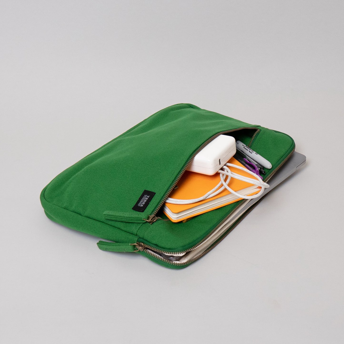 Erdig Laptop Sleeve 13 inches