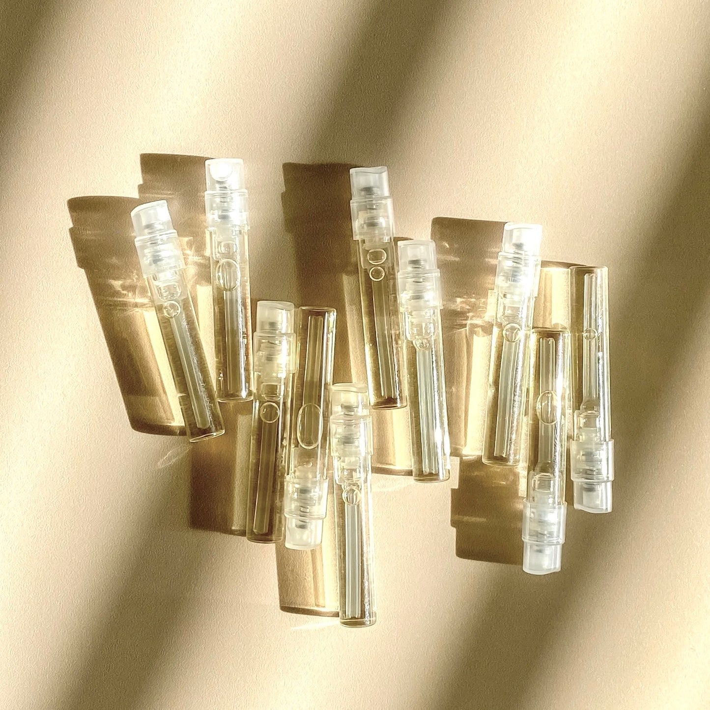 AURA Perfume Sample