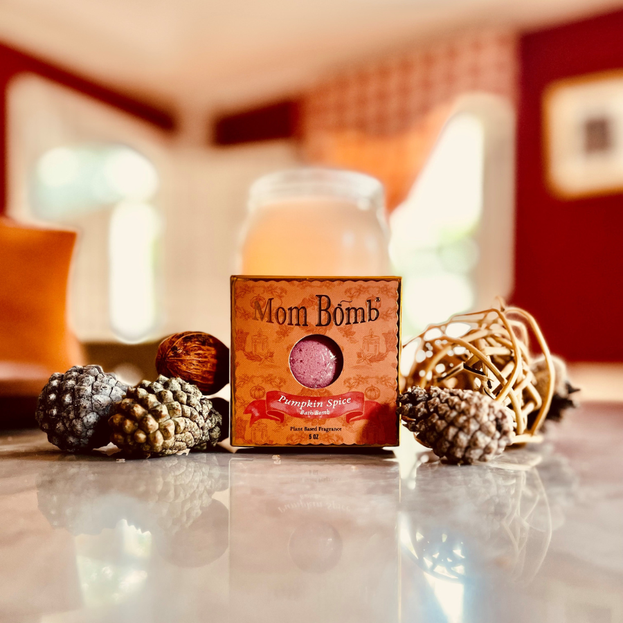 Elevate Your Autumn Ritual with Mom Bomb's Pumpkin Spice Bath Bomb: A Cozy Spa Experience at Home 🍂🛁
