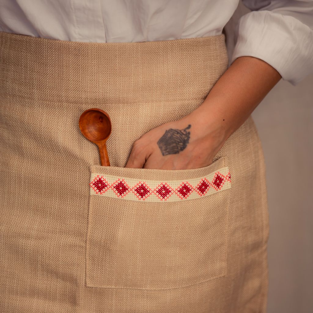 Pre-order Farah Half Apron - Cream