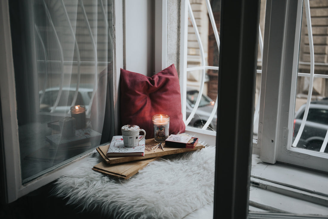 How to Create a Cozy and Sustainable Self-Care Night for Busy Moms | Verte Mode