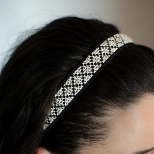 Darzah  Tatreez Headband in White